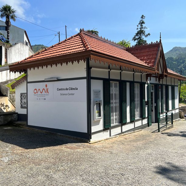 <p>Observatório Microbiano dos Açores</p>